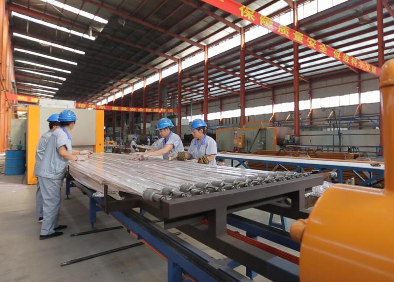 忙碌車(chē)間隊(duì)伍